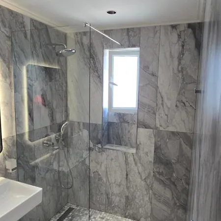 Seahome-apartment-ksamil Al Apartment *